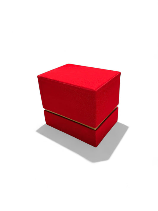 Red valvet box